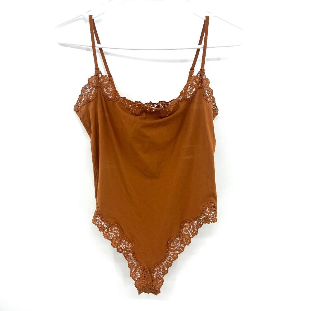 SKIMS Everybody Lace Trim Body Suit in Cheyenne Women's Medium